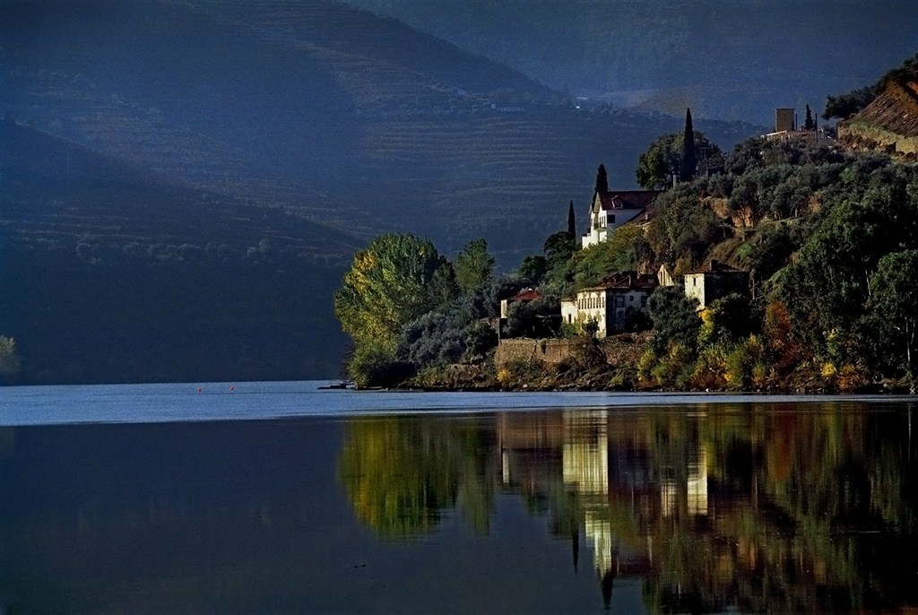 DOURO